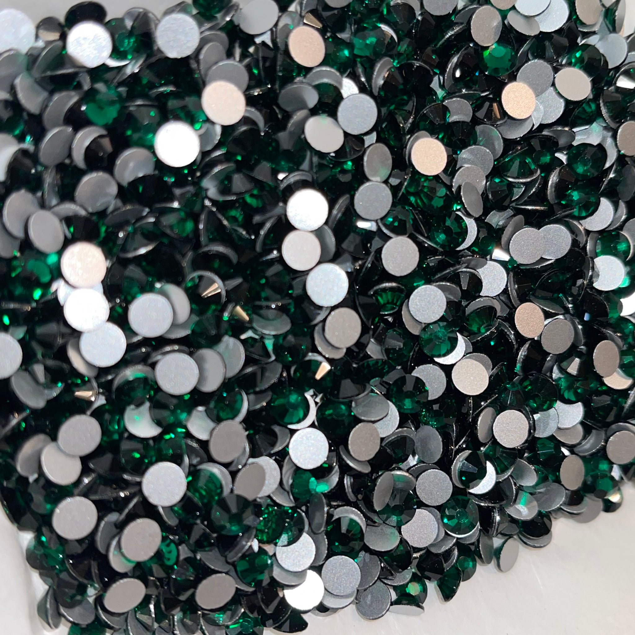Rhinestones-Glass Round Flat Back- Emerald -approx. 1440 loose pieces